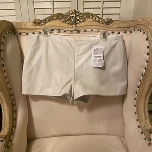 Parker new beige 100% leather shorts
